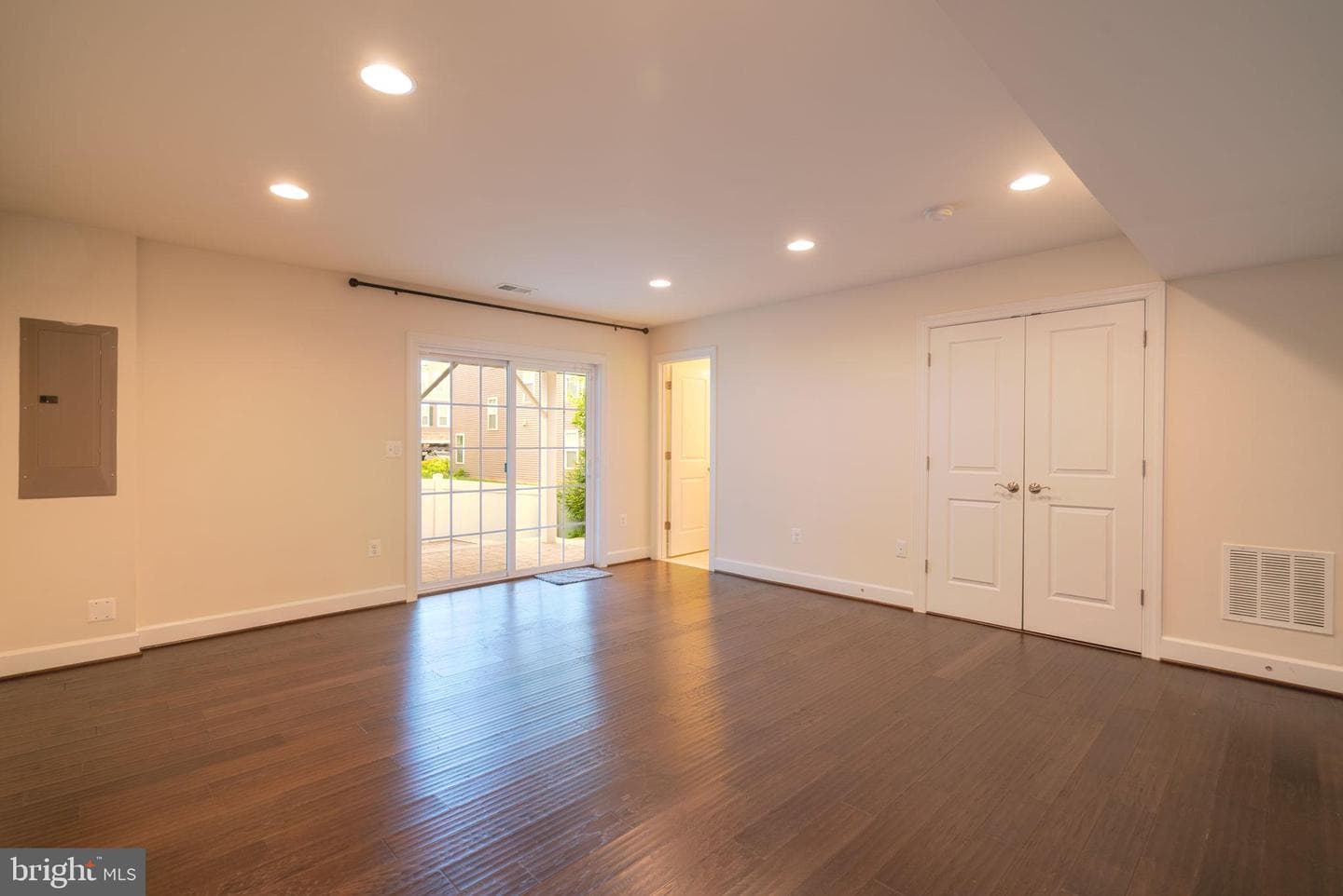 10739 Caledonia Meadow Drive photo 11