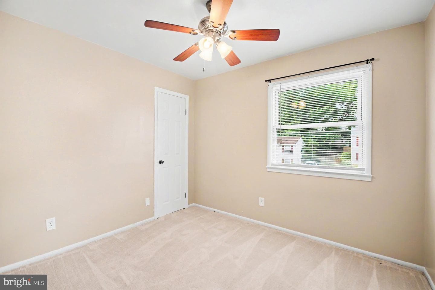 4918 Longhorn Drive photo 12