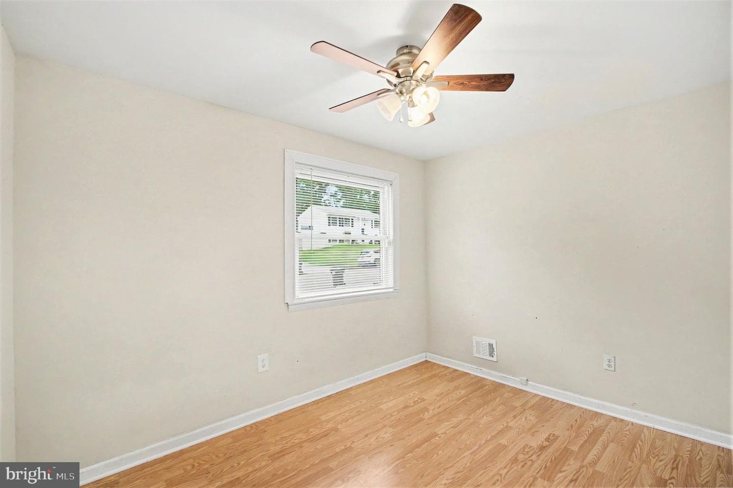 4918 Longhorn Drive photo 17