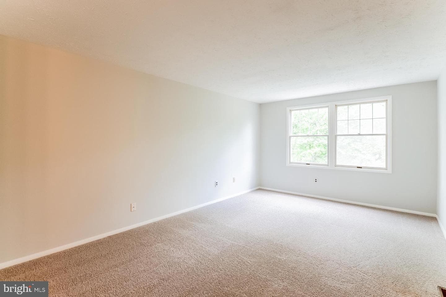 9908 Rickover Court photo 4