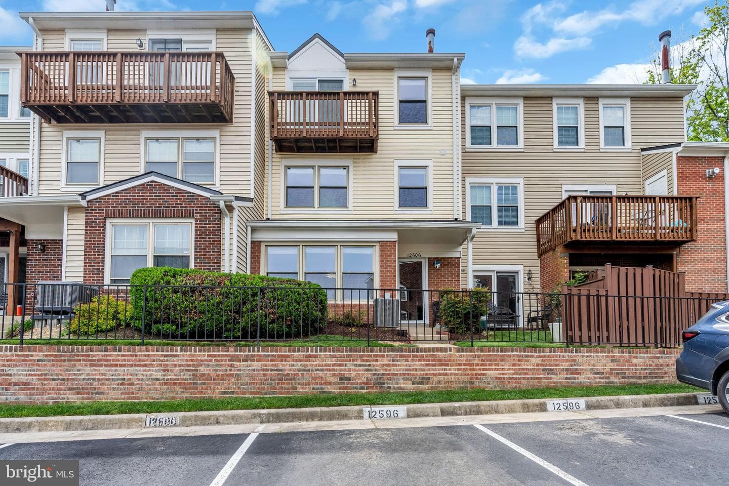 12606 Kempston Lane photo 2