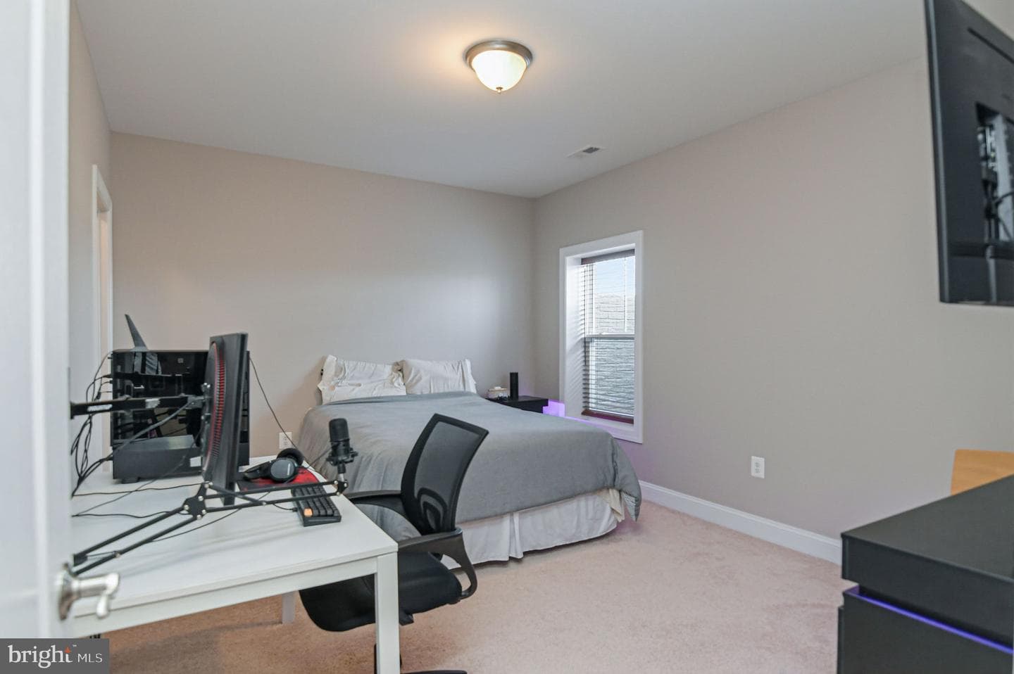 13419 Fleetwood Drive photo 40