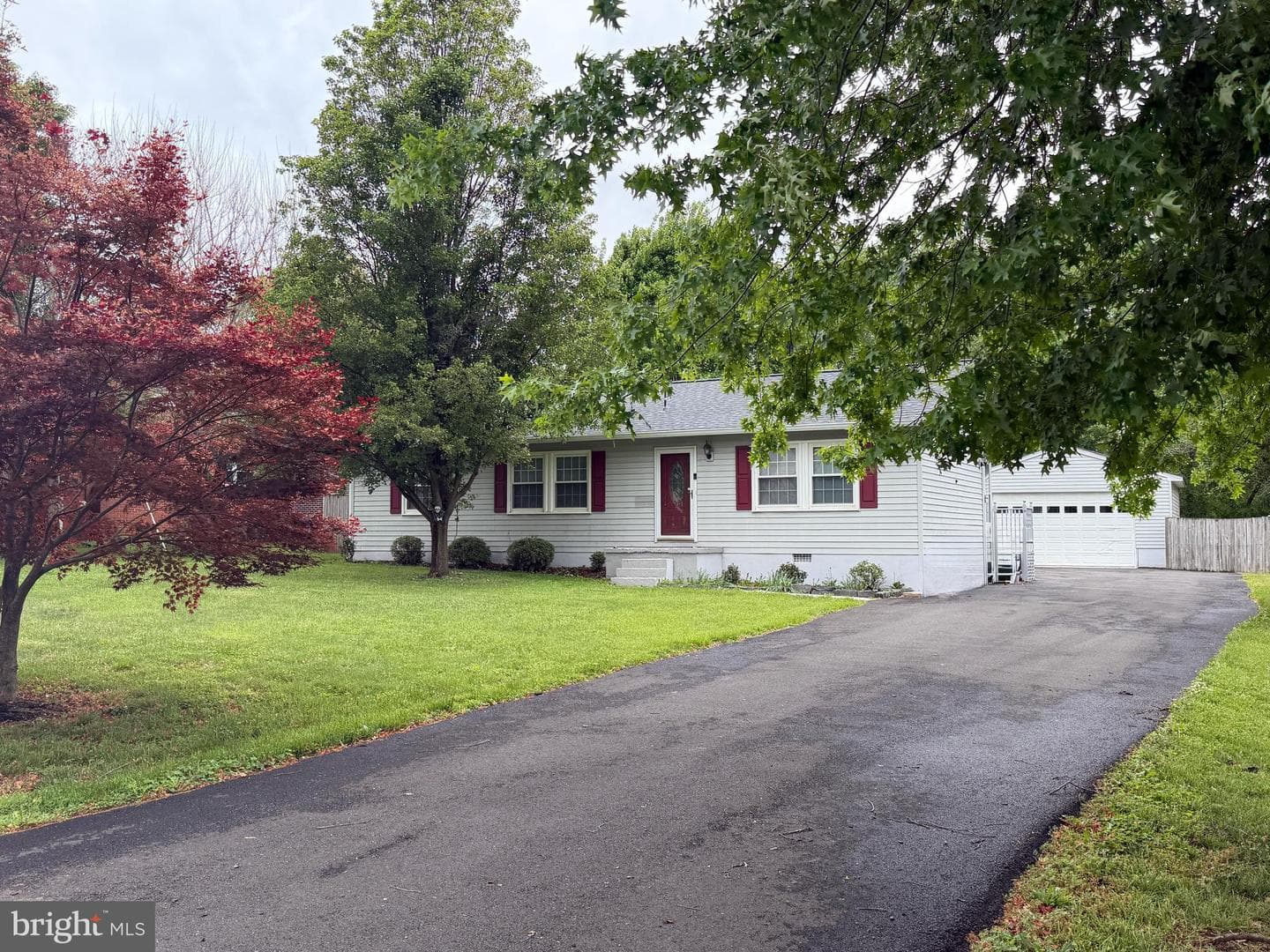 7712 Pine Street photo 37