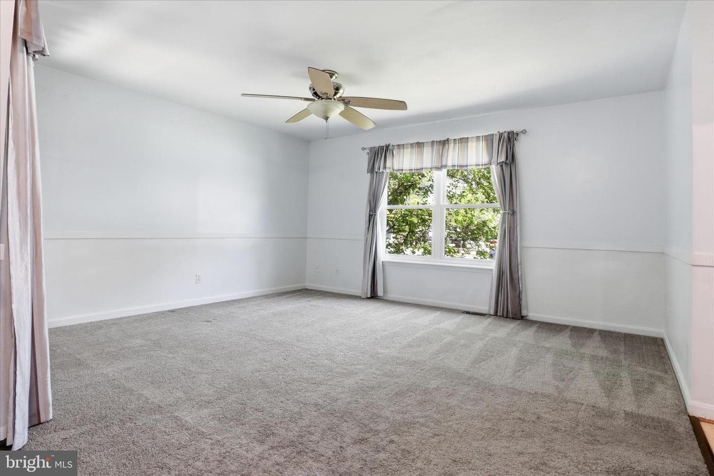 18507 Amidon Avenue photo 5