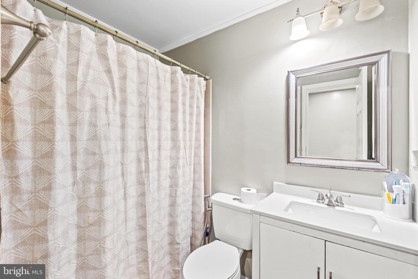 3493 Cranmer Mews photo 12