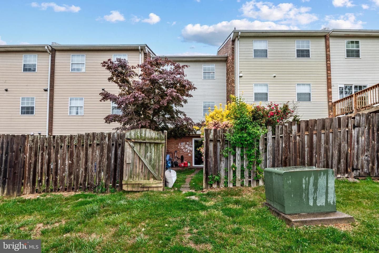 3493 Cranmer Mews photo 15