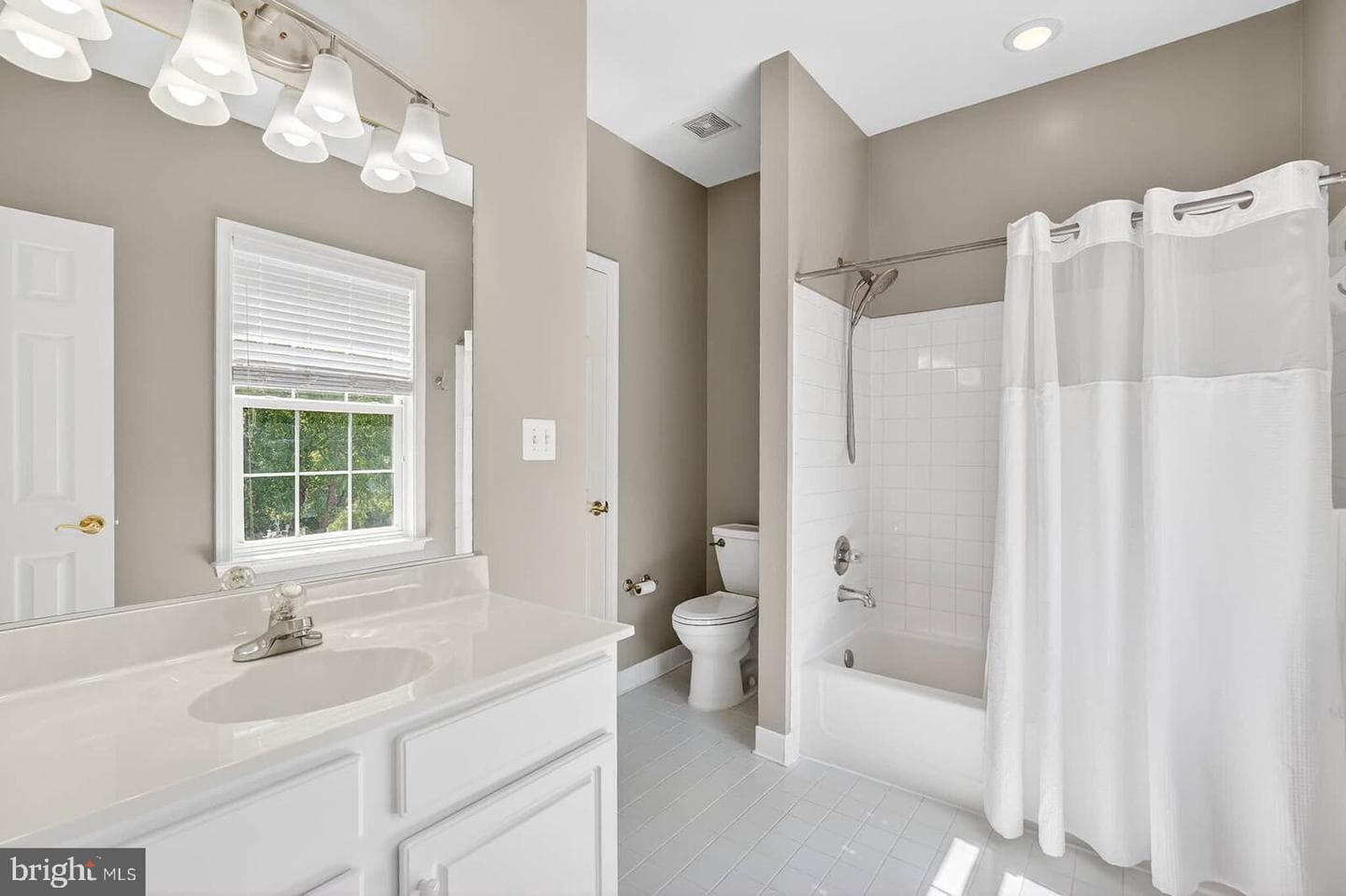 9909 Broadsword Drive photo 30