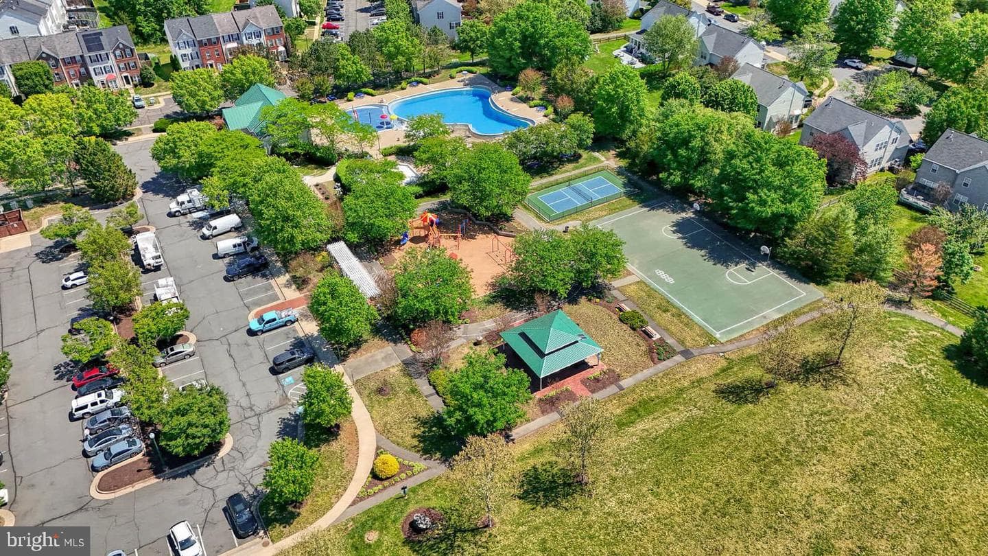 9909 Broadsword Drive photo 47