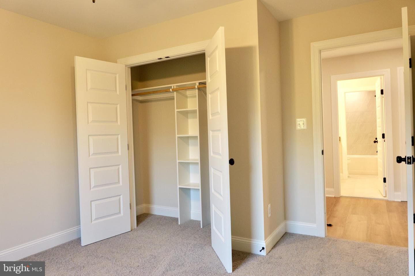 8028 Pinnacle Ridge Drive photo 26