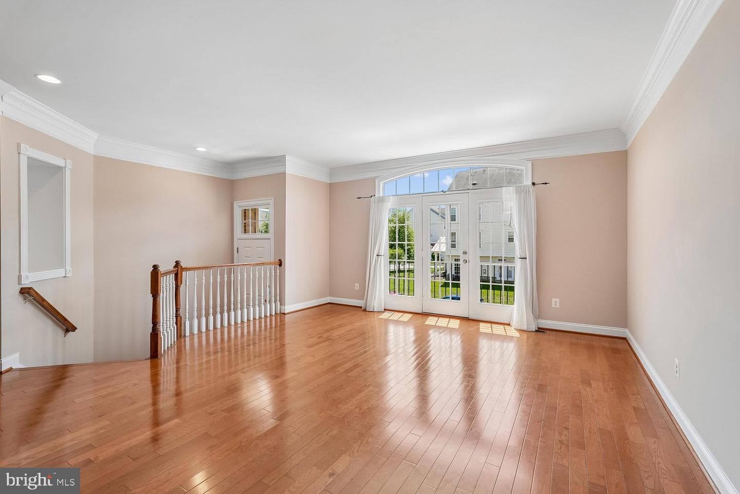 6898 Witton Circle photo 14