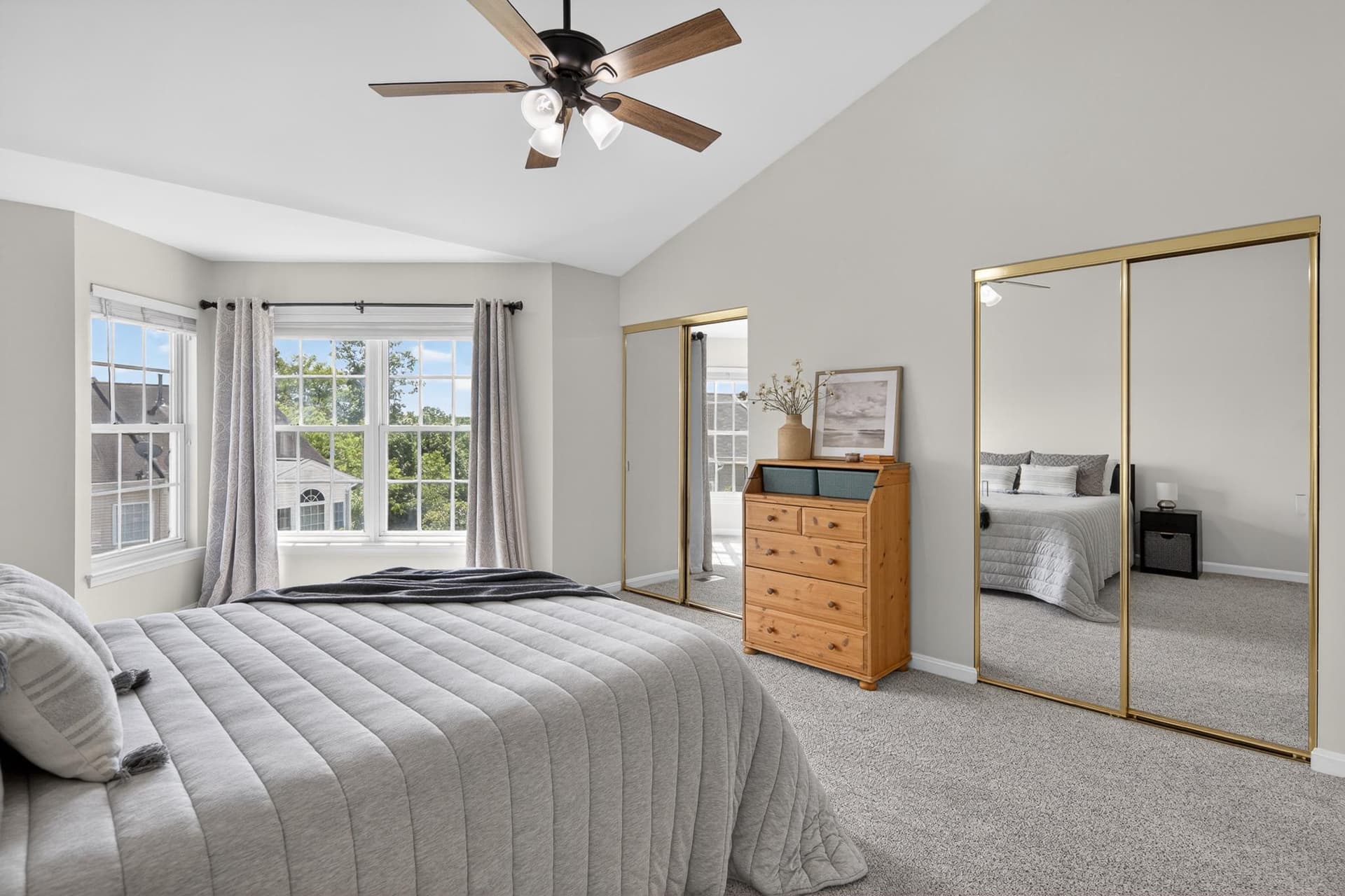 13735 Denham Way photo 23