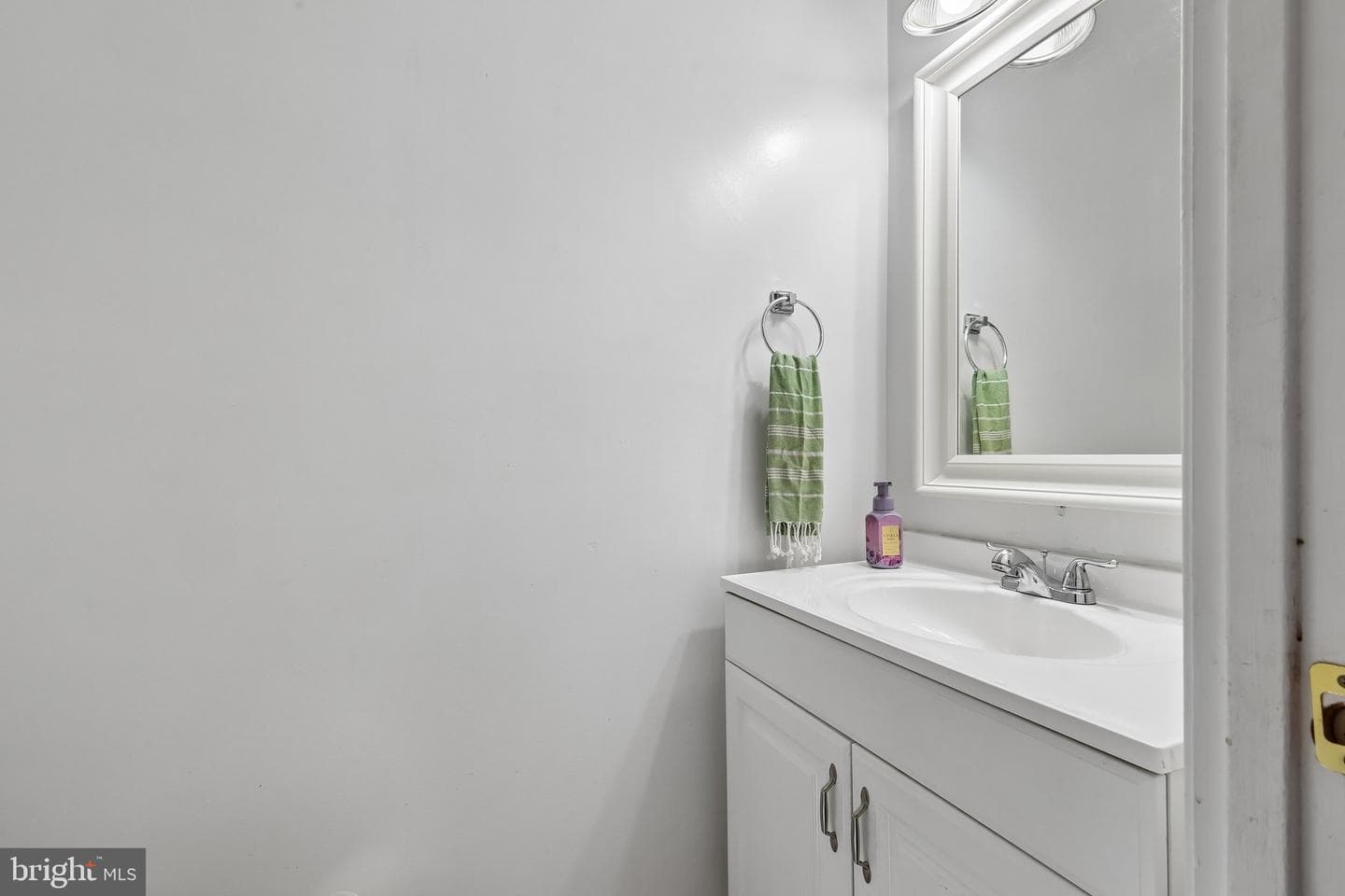 2069 Mayflower Drive #2069 photo 9