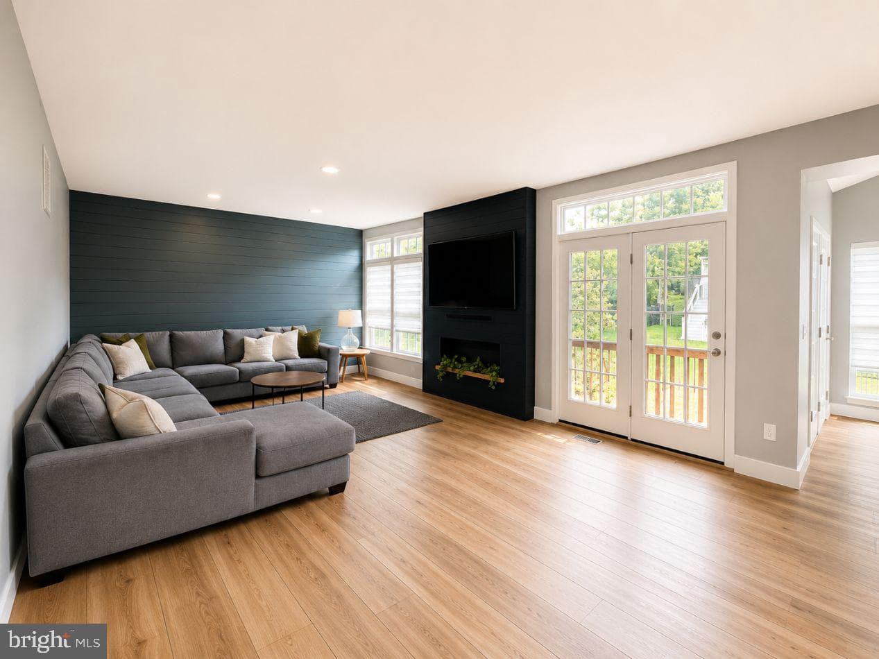 6708 Edgartown Way photo 13