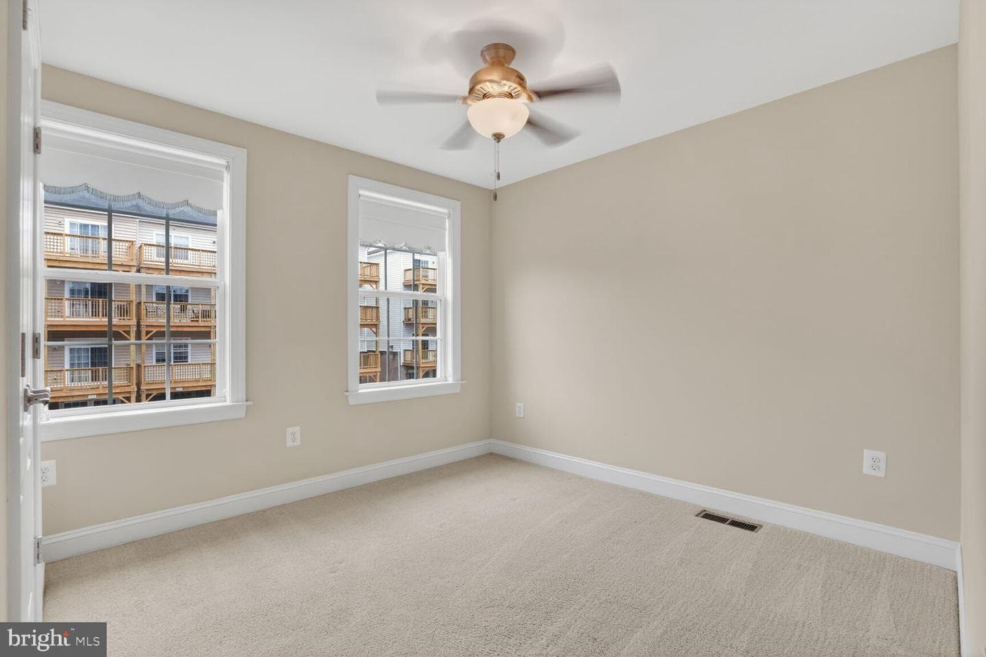3711 Chippendale Circle photo 17
