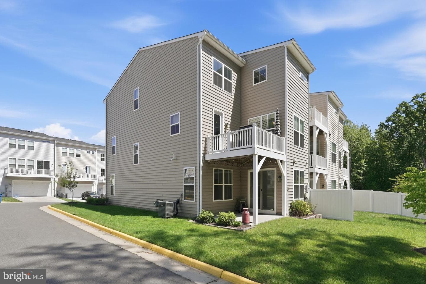 5076 Dimples Court photo 39