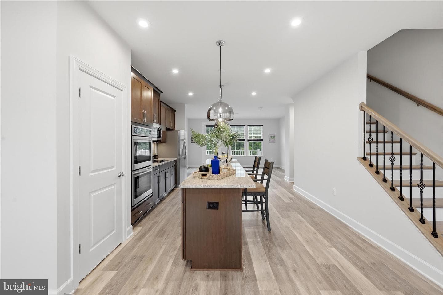 8761 Elsing Green Drive photo 11