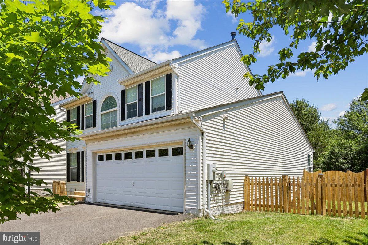 8737 Hackney Drive photo 3