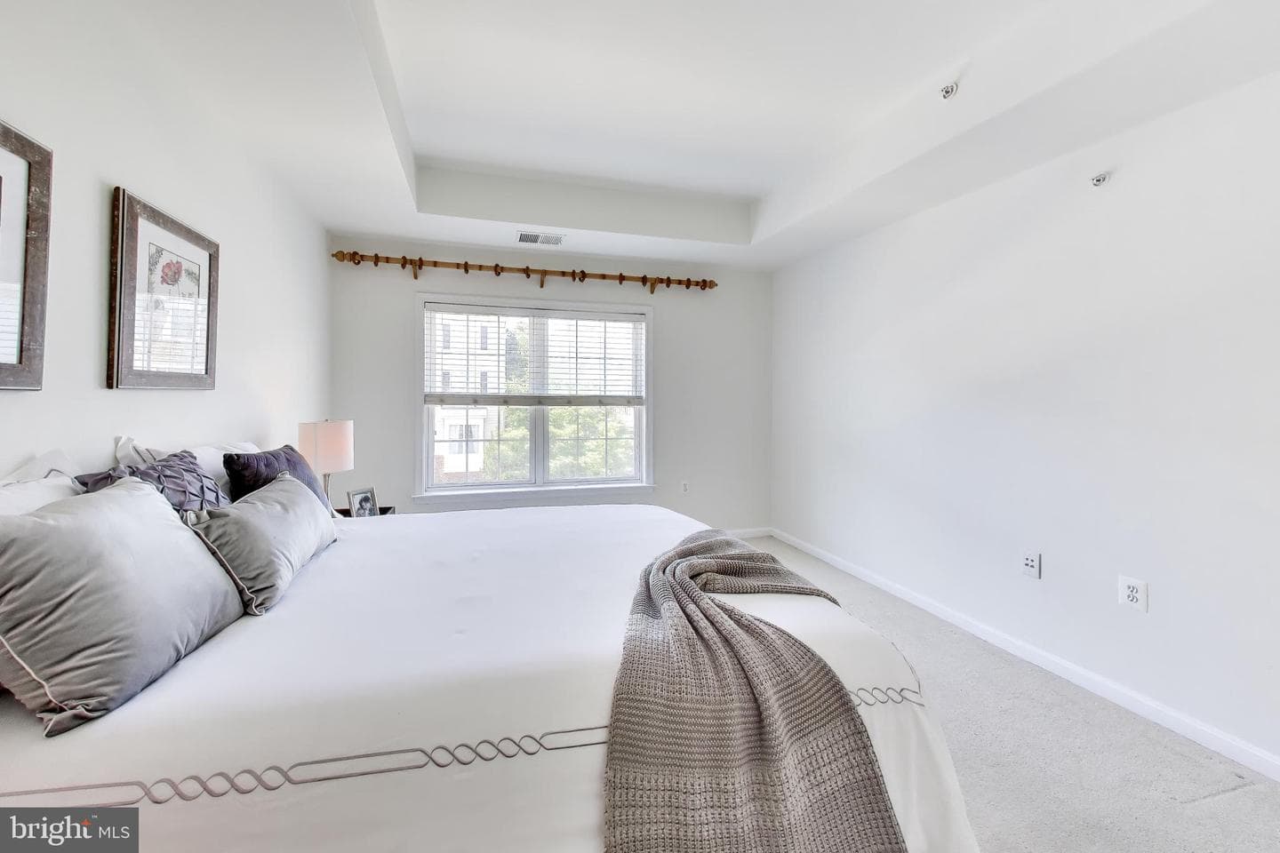 16815 Nuttal Oak Place photo 13