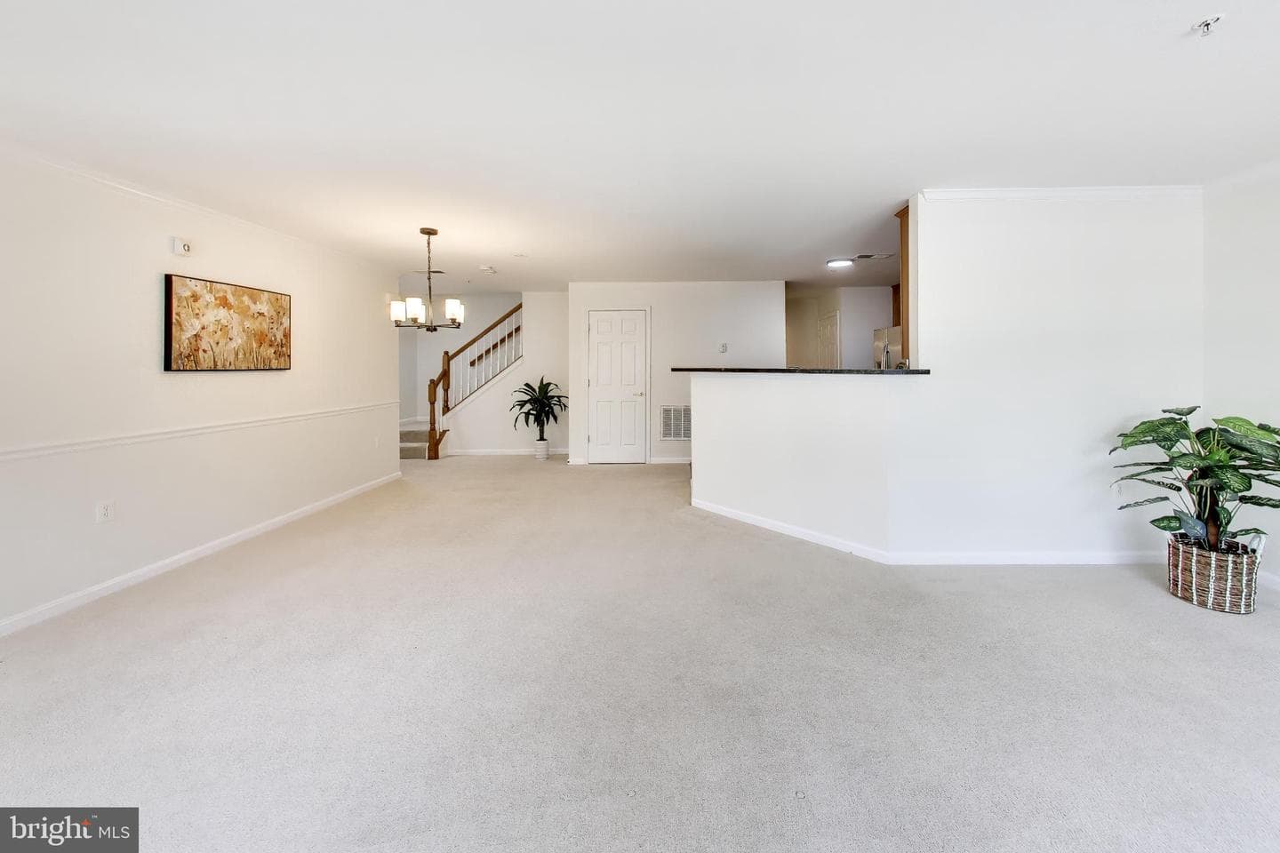 16815 Nuttal Oak Place photo 5