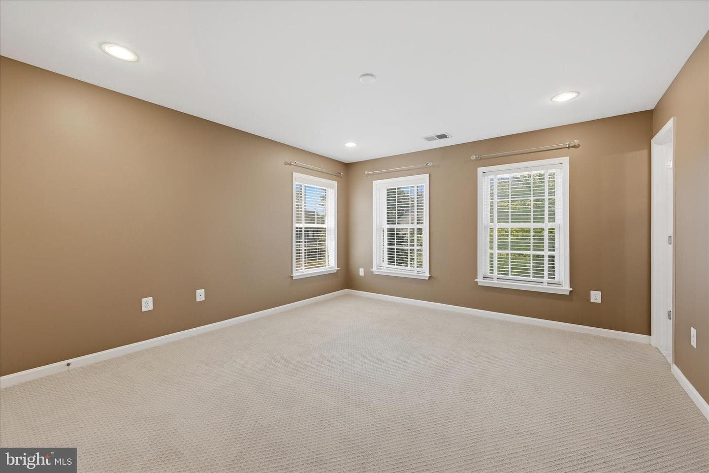 5466 Bantry Court photo 29