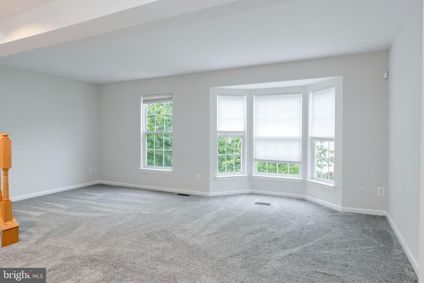 15720 Viewpoint Circle photo 12