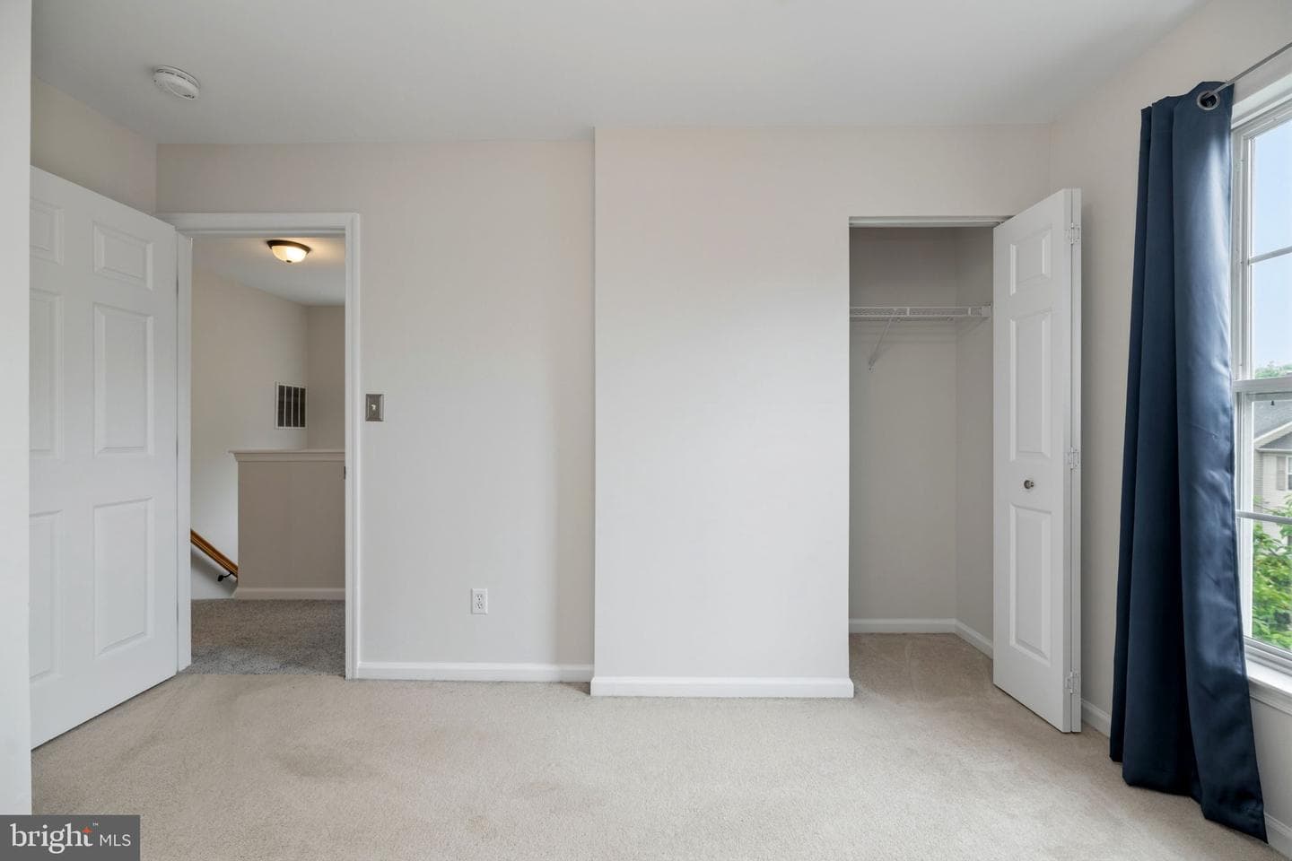 15720 Viewpoint Circle photo 33