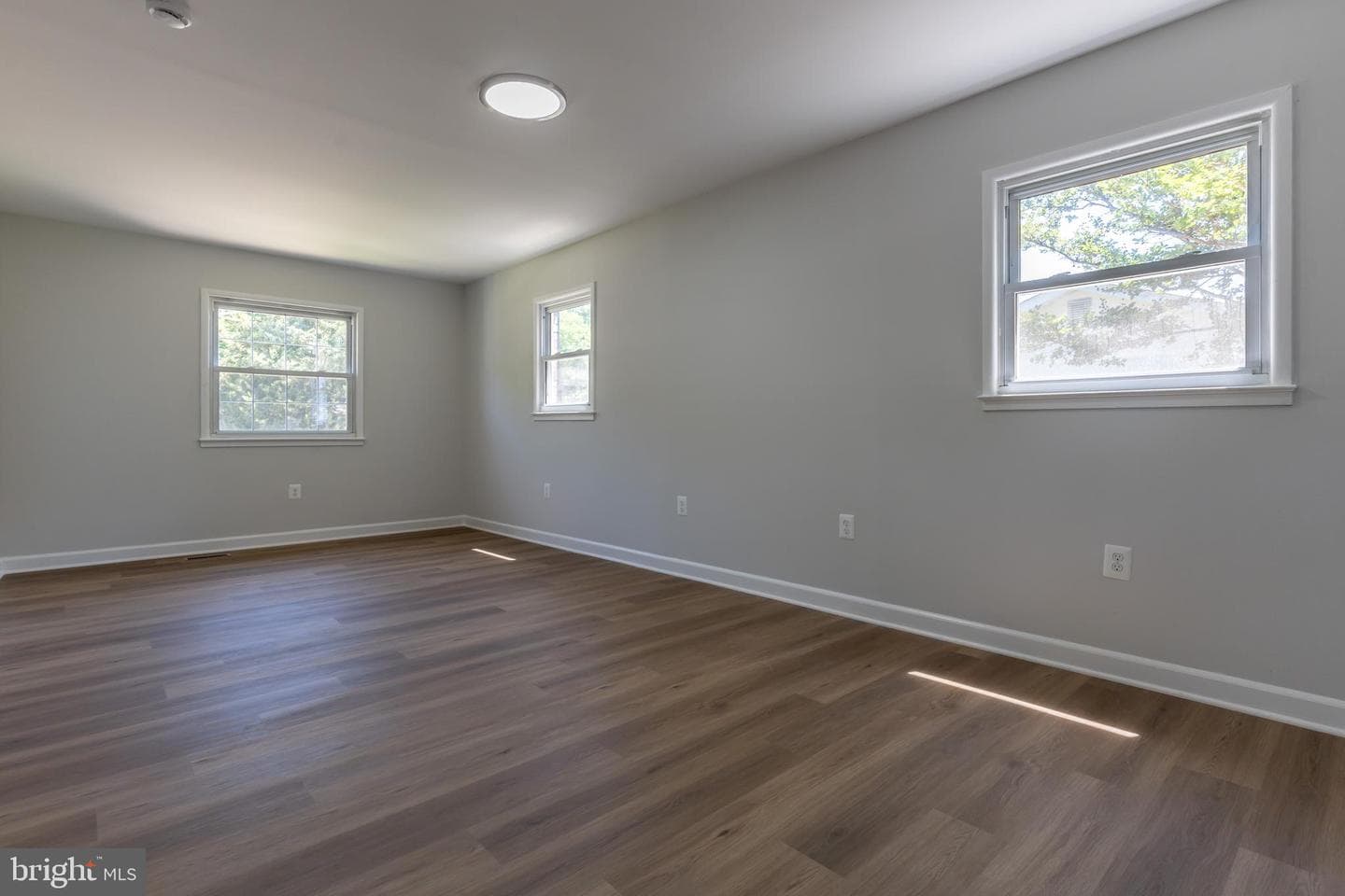 3805 Del Mar Drive photo 18