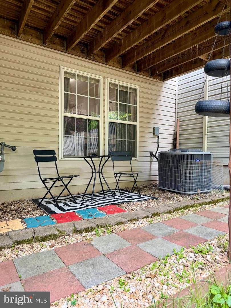 7108 Wheeling Way photo 43