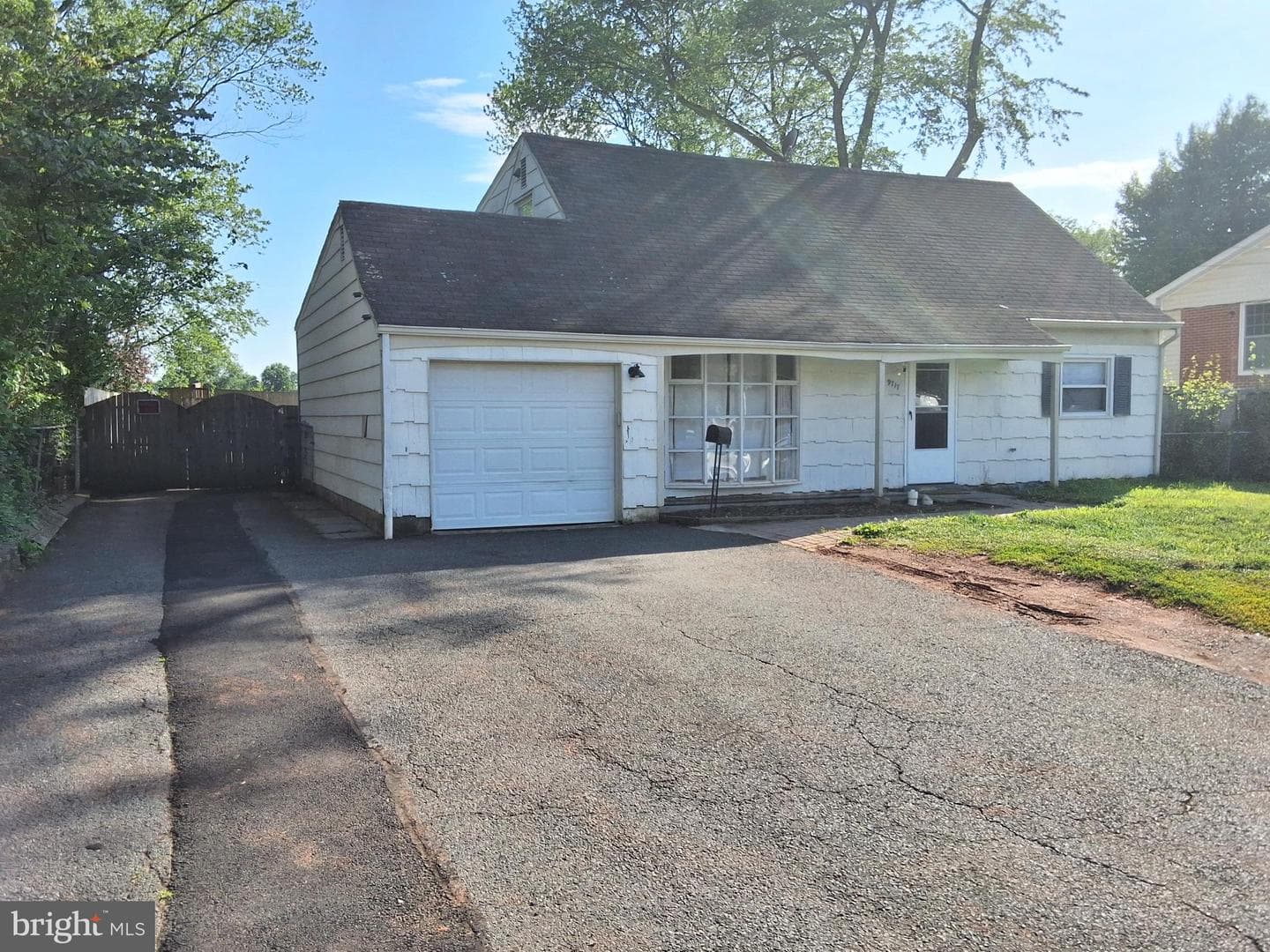 9717 Lomond Drive photo 3