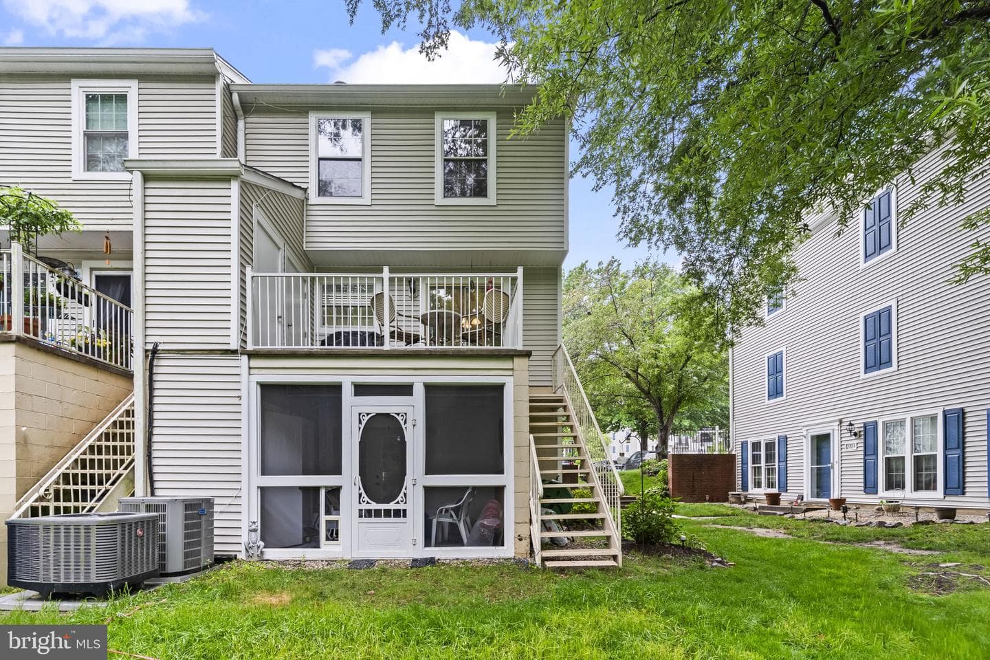 2860 Burgundy Place photo 26
