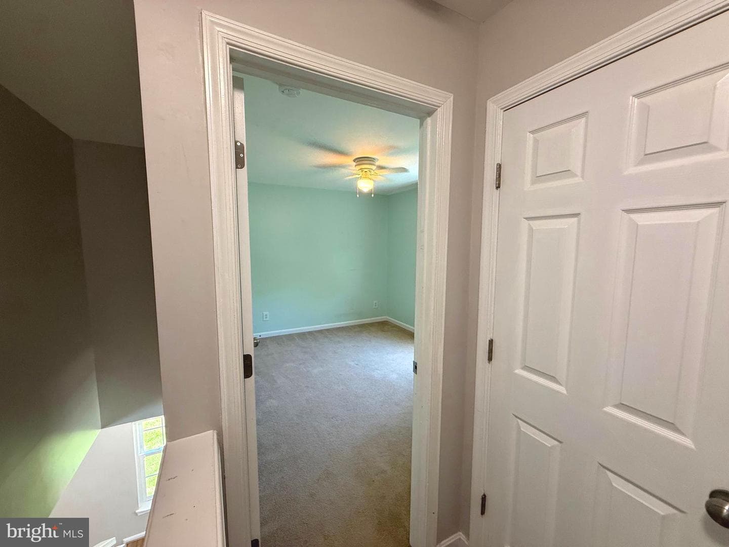 5796 Birch White photo 24
