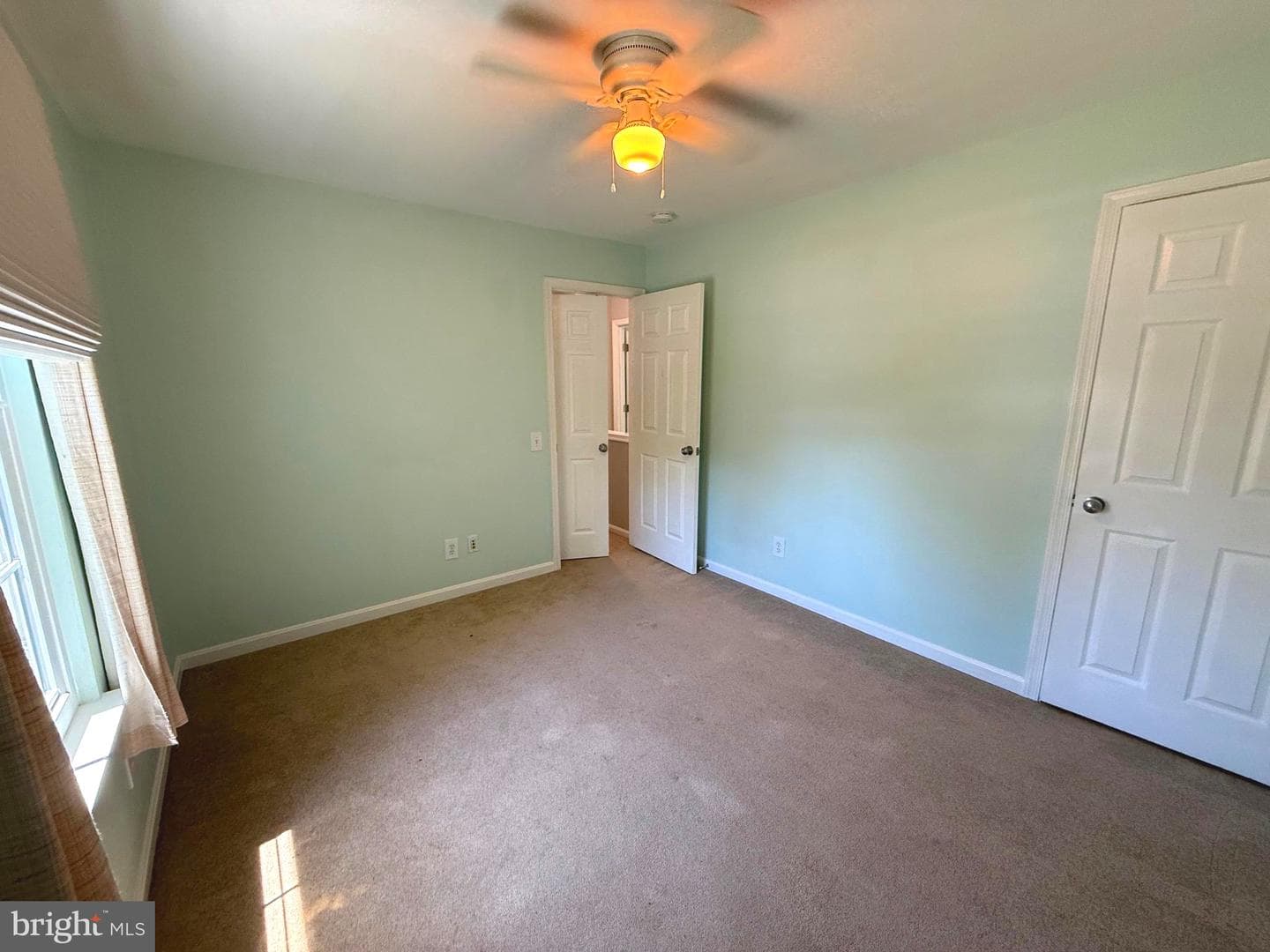 5796 Birch White photo 25