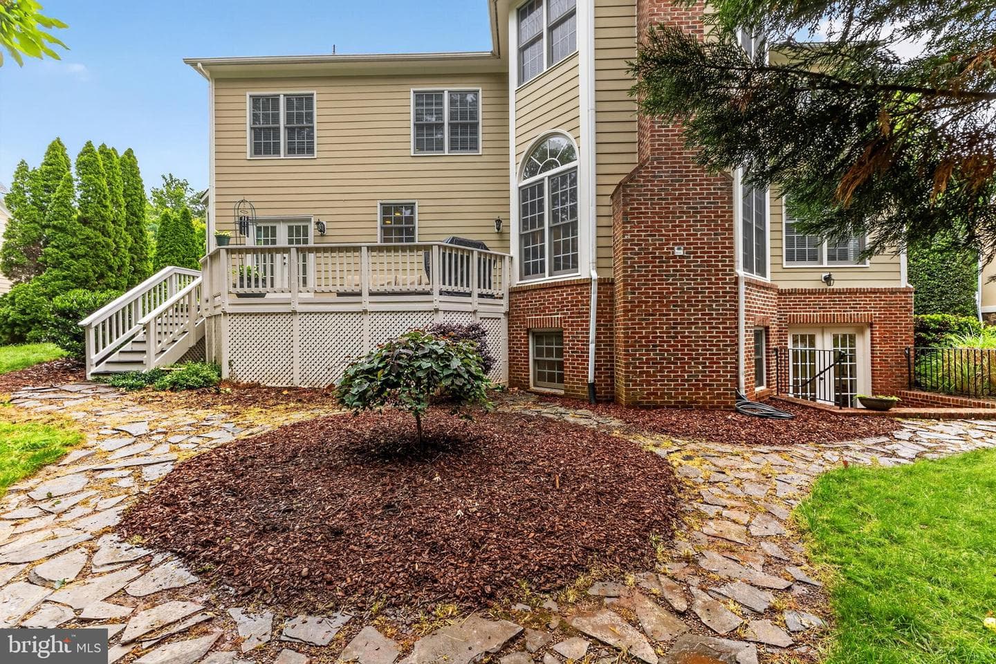 8020 Amsterdam Court photo 69