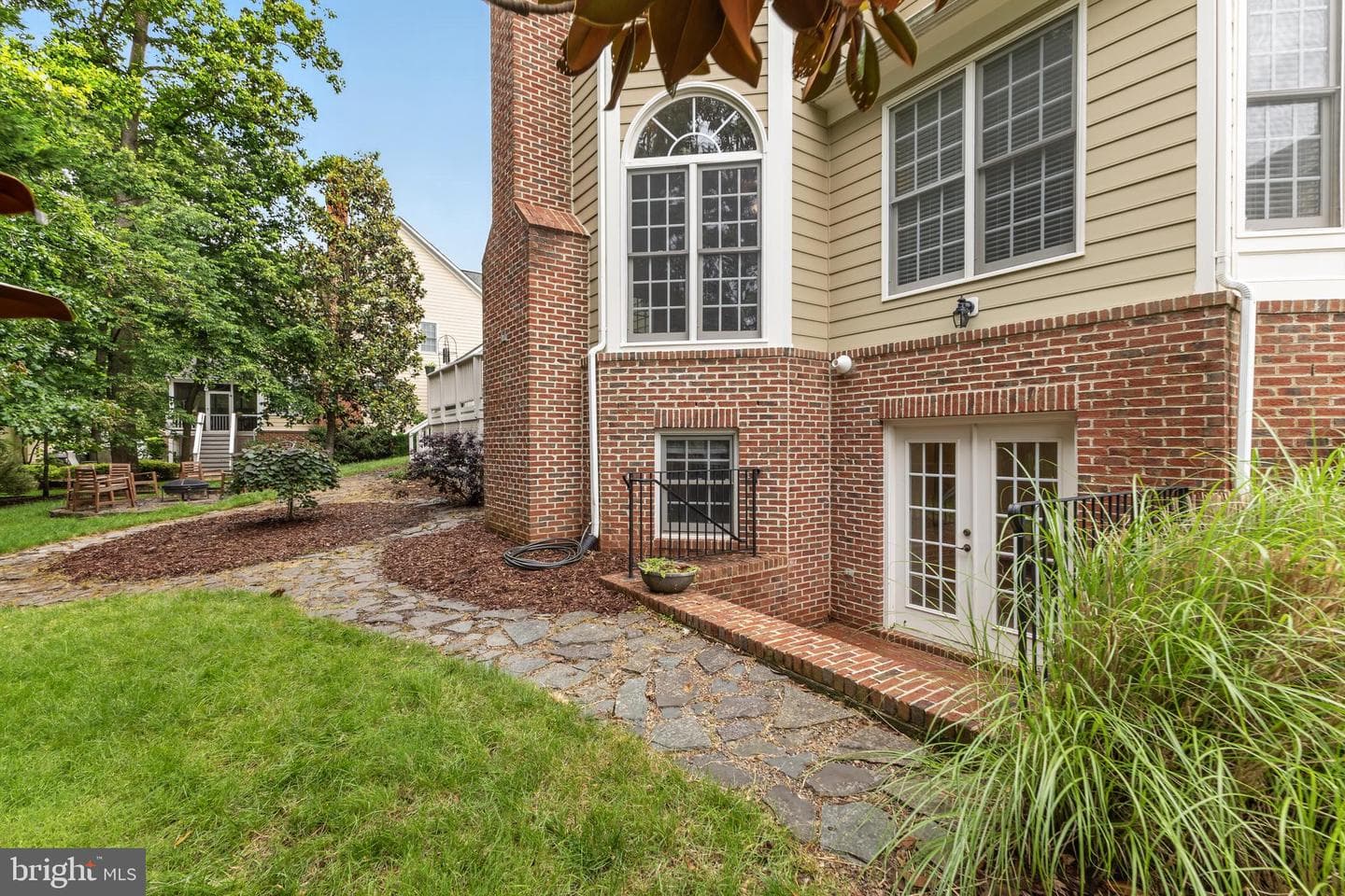 8020 Amsterdam Court photo 70