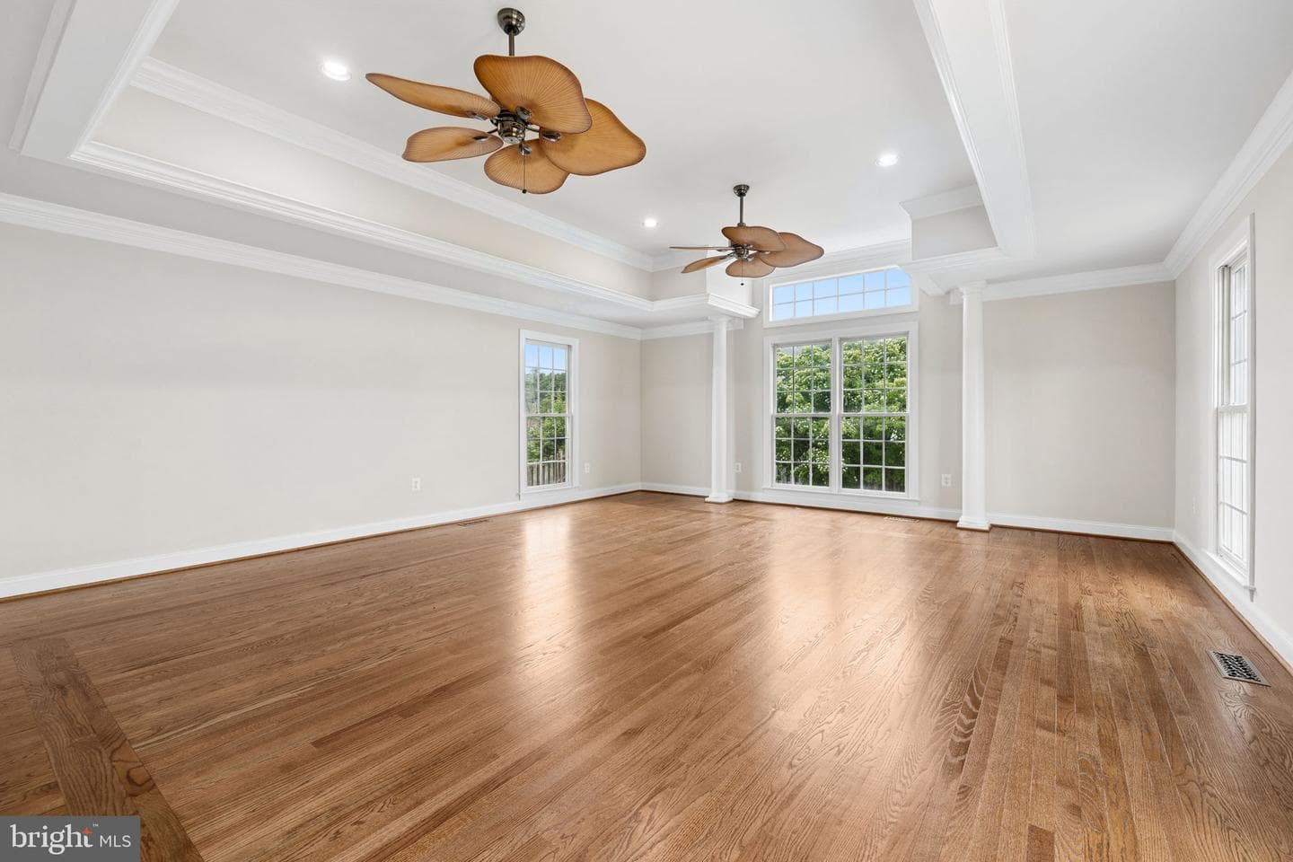 5842 Riverside Drive photo 13