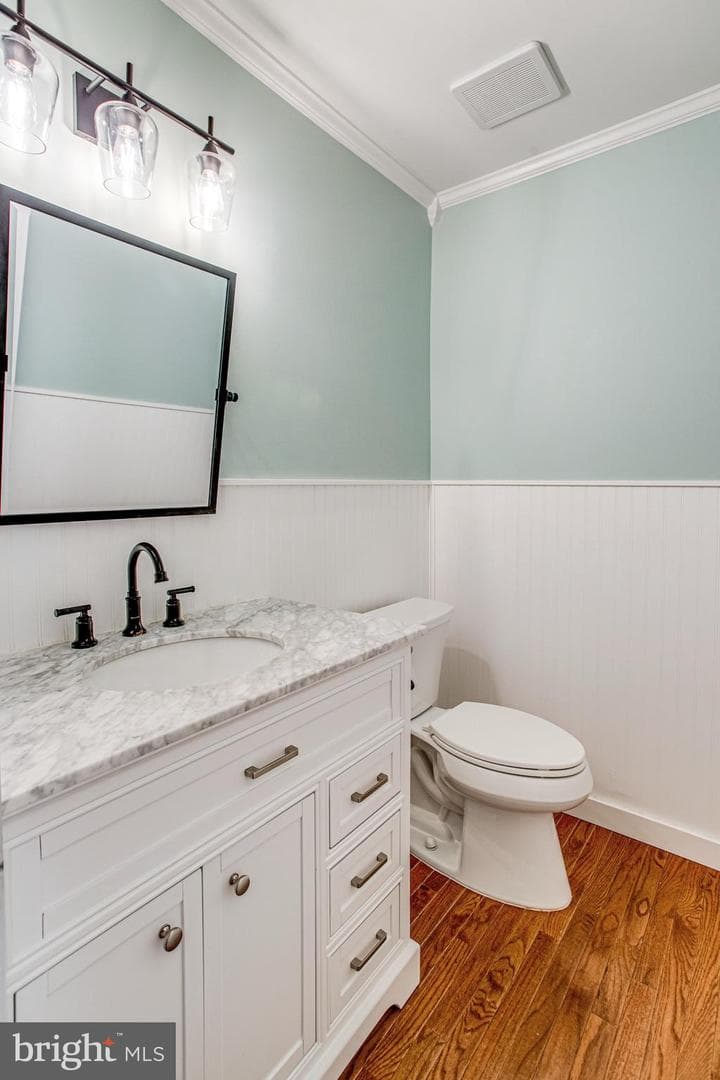 3452 Wainscott Place photo 17