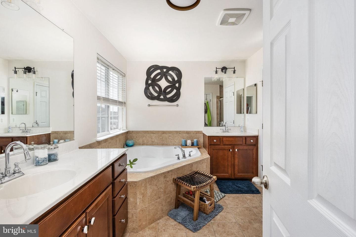 2944 American Eagle Boulevard photo 35