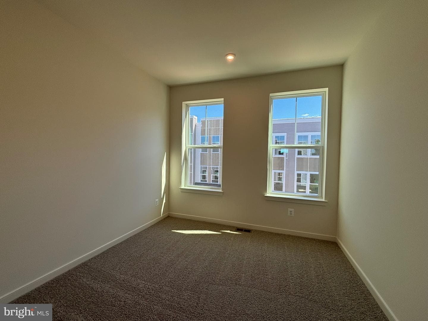 18024 Alicia Avenue photo 16