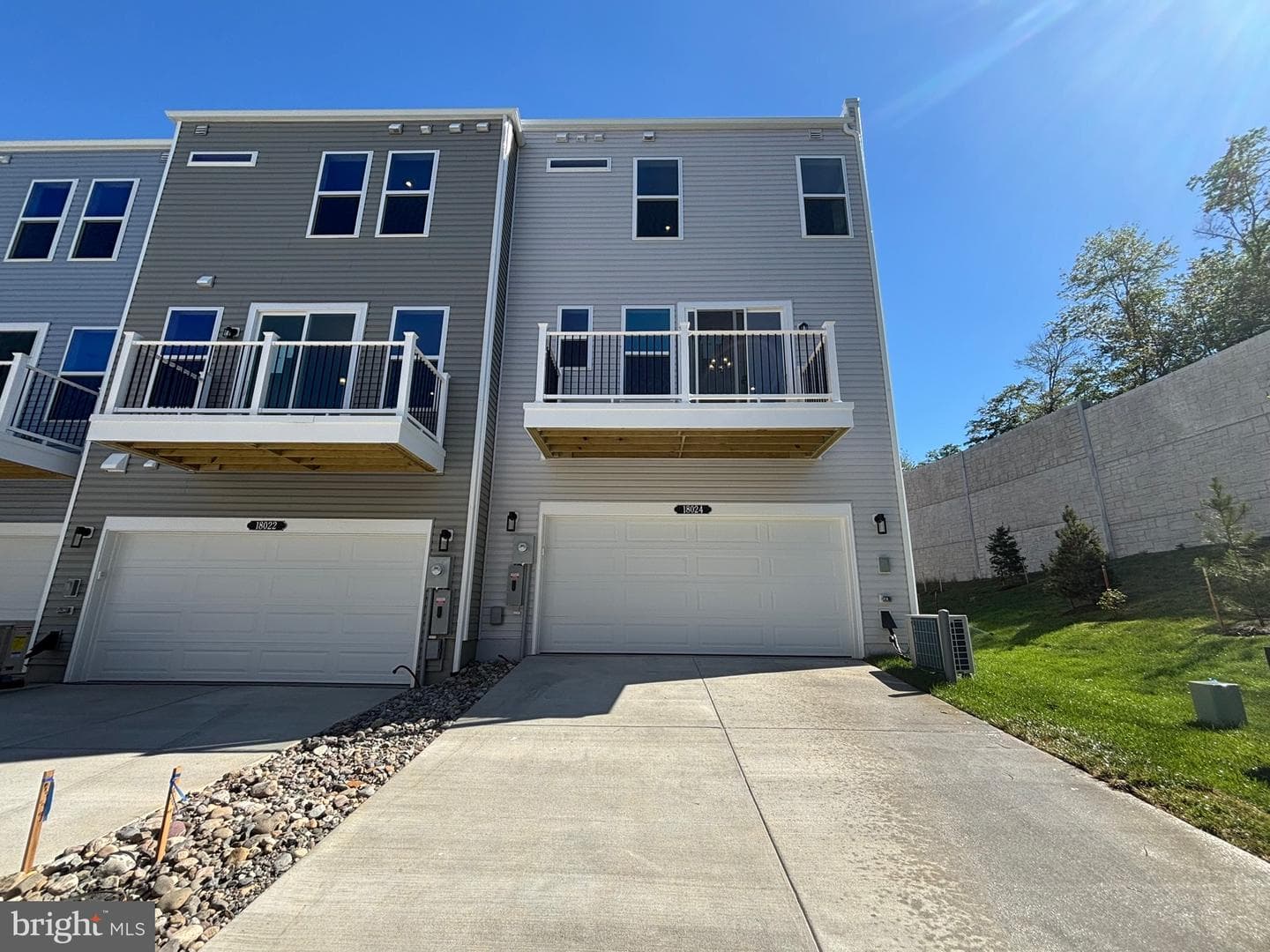 18024 Alicia Avenue photo 25