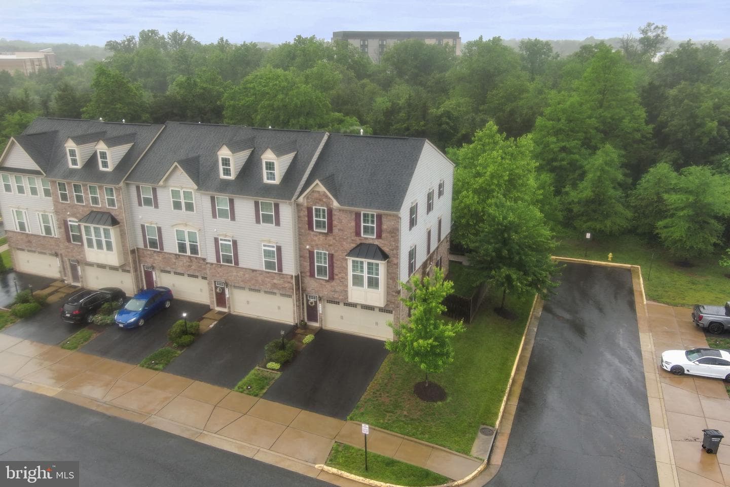 7723 Milton Circle photo 2