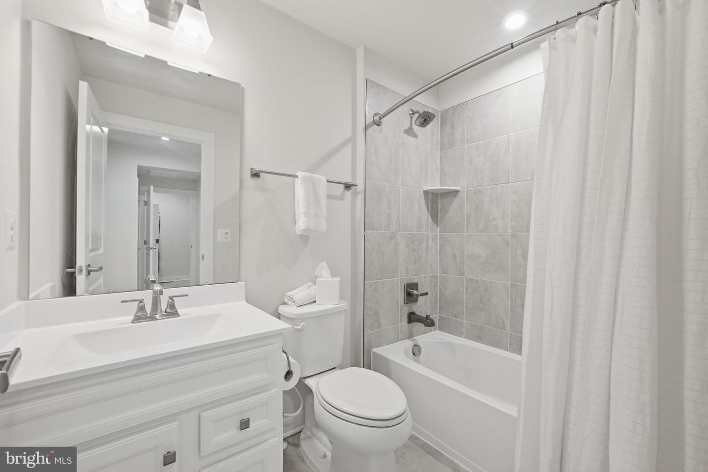 1670 Kirkman Street photo 23