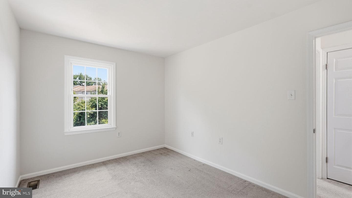 2910 Seminole Road photo 26