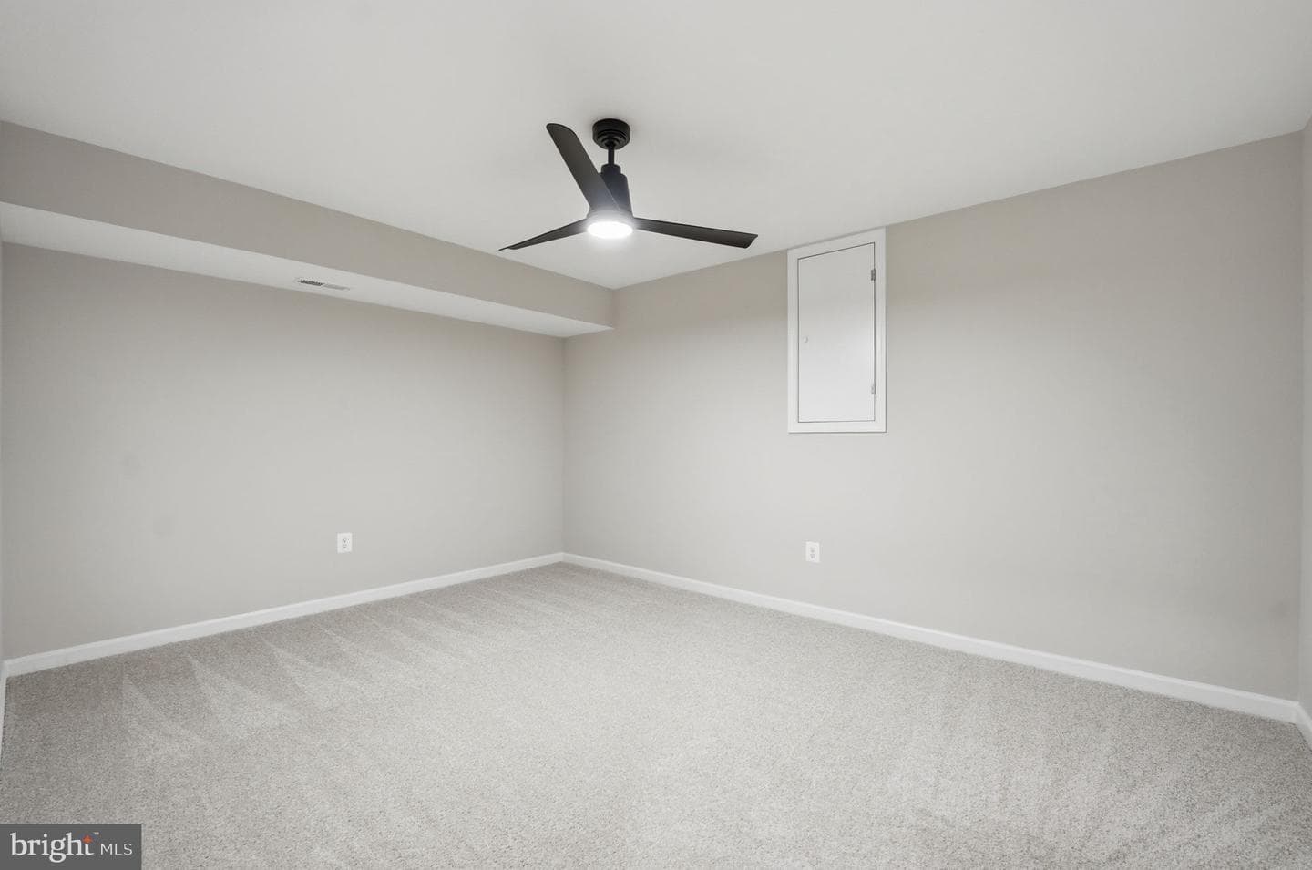 9532 Clematis Street photo 19
