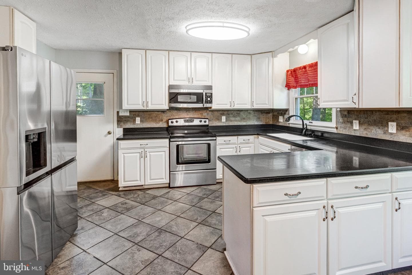 11646 Howitzer Ln photo 17