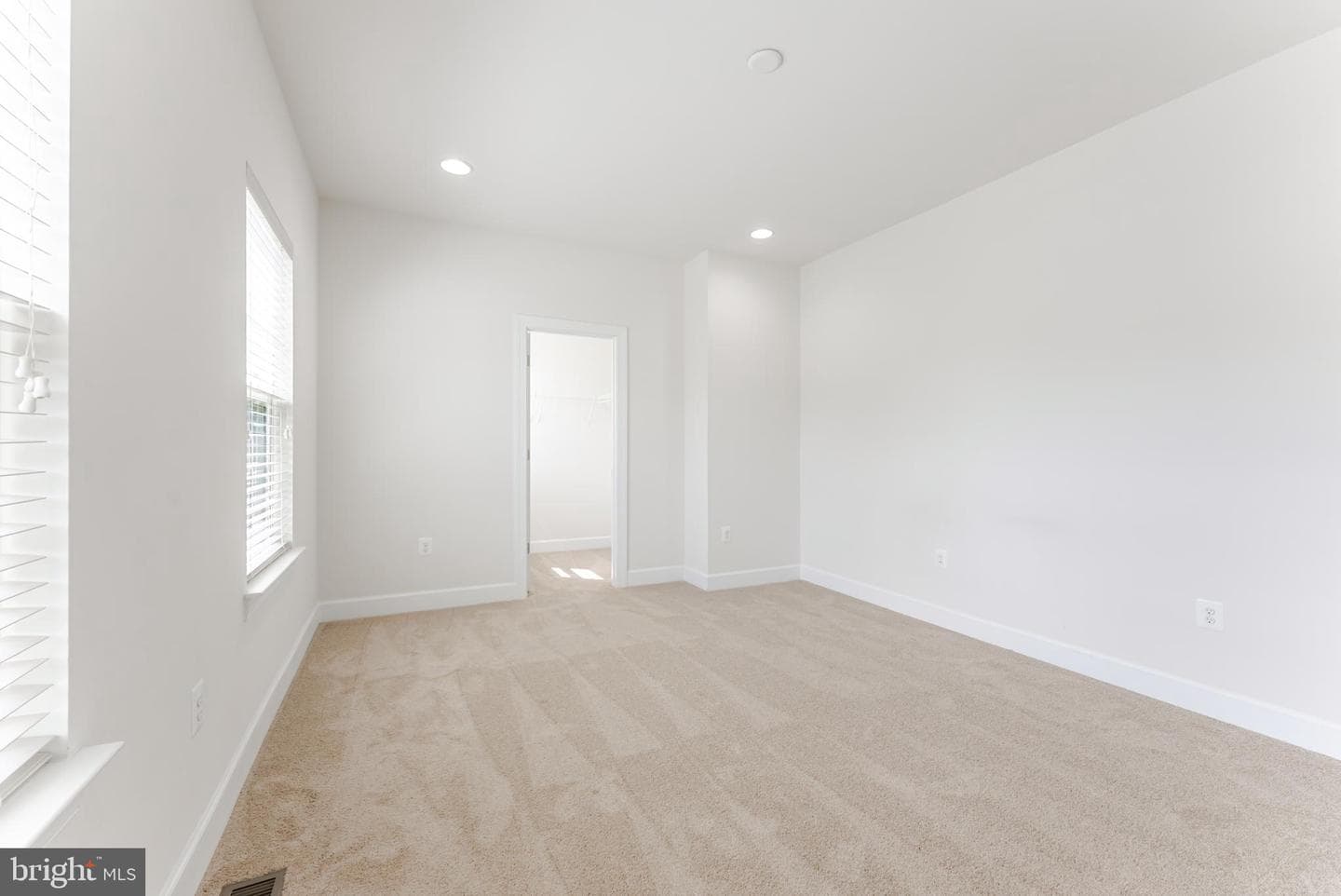 5829 Amanda Rose Lane photo 26