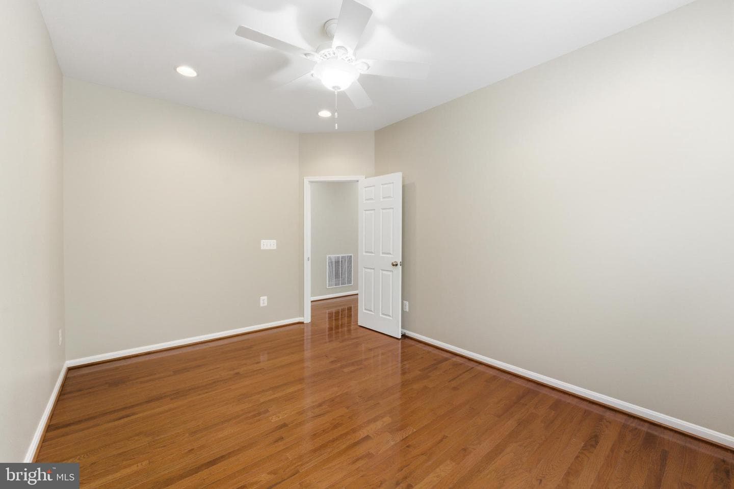 7412 Pensacola Place photo 24