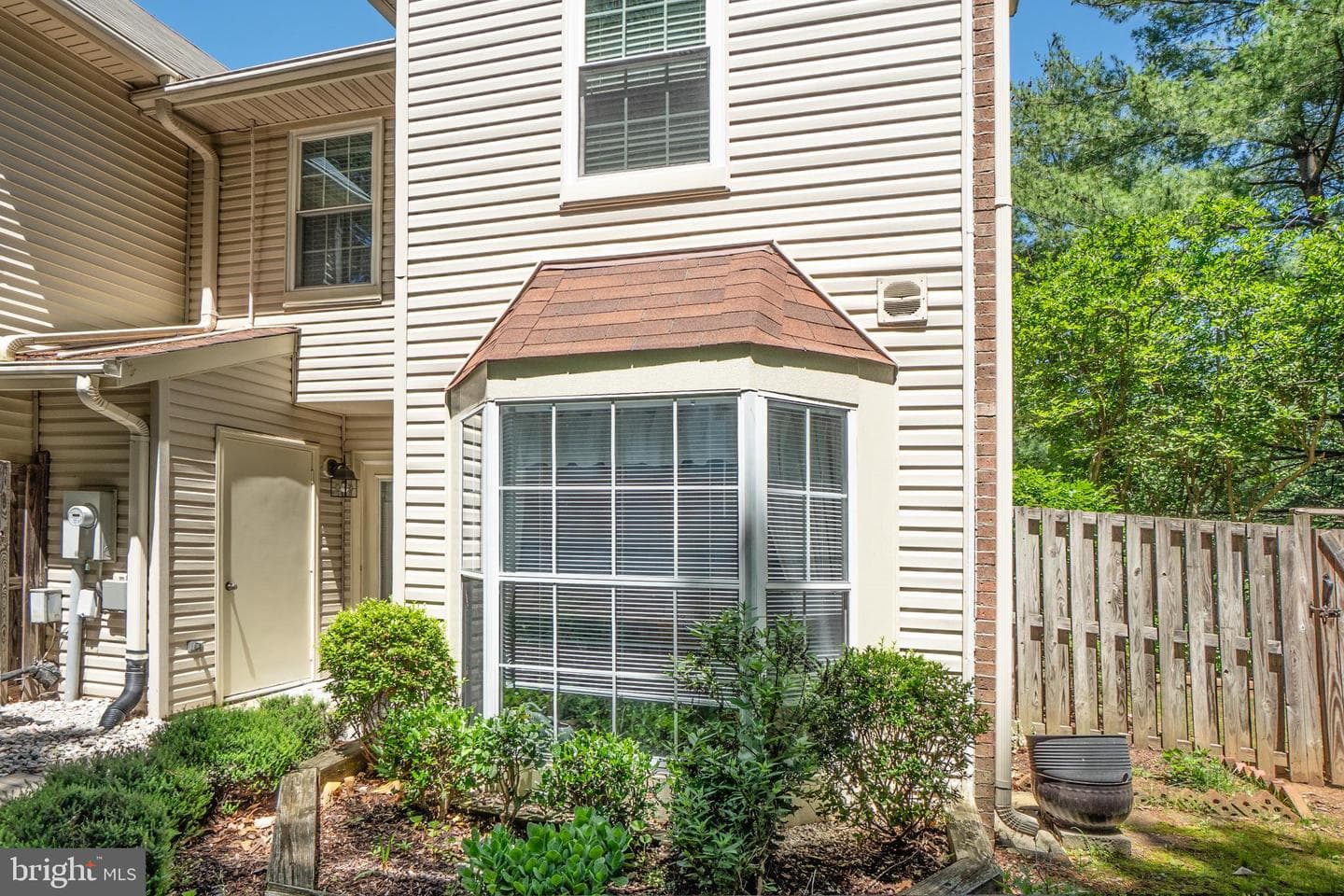 4865 Saltwater Drive photo 3