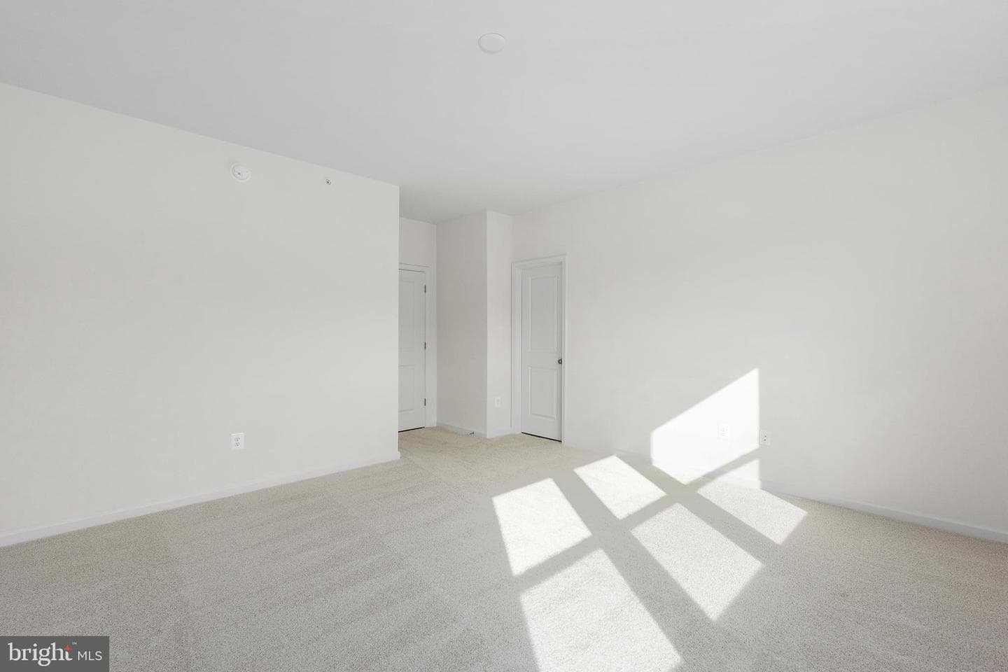 2542 Neabsco Common Place photo 29