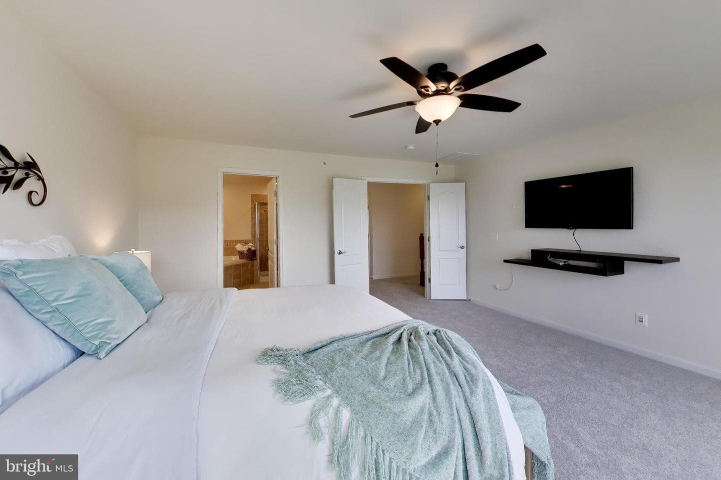 15330 Kensington Park Drive photo 22