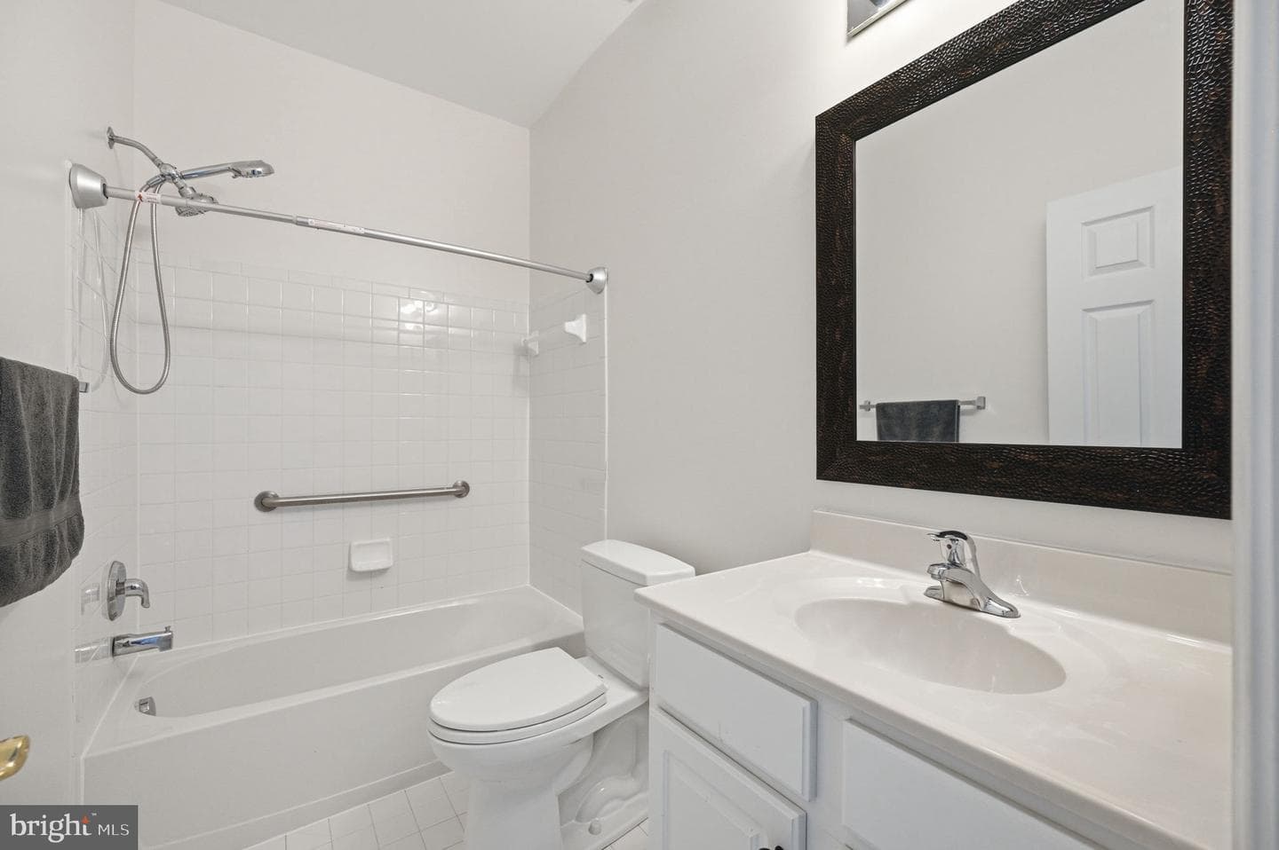 17248 Four Seasons Drive photo 40